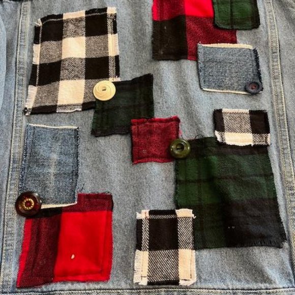 Women's Love Tree Denim distressed reworked embellished Denim Jacket size Small - Picture 4 of 8